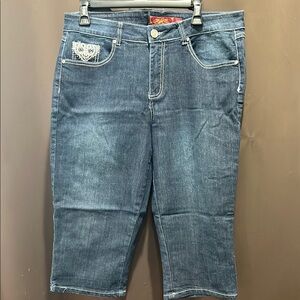 one 5 one Women's Dark Blue Cropped Jeans with Embroidered Pocket, Size 12